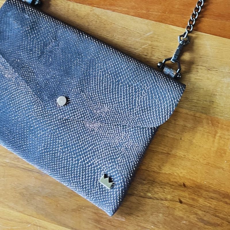 Bakır Renk Deri Zarf Çanta