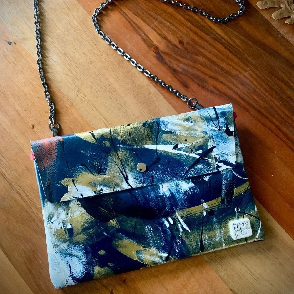 Lacivert Abstract Deri Çanta