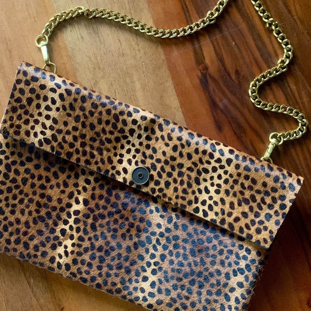 Leopar Baskılı Tüylü Deri