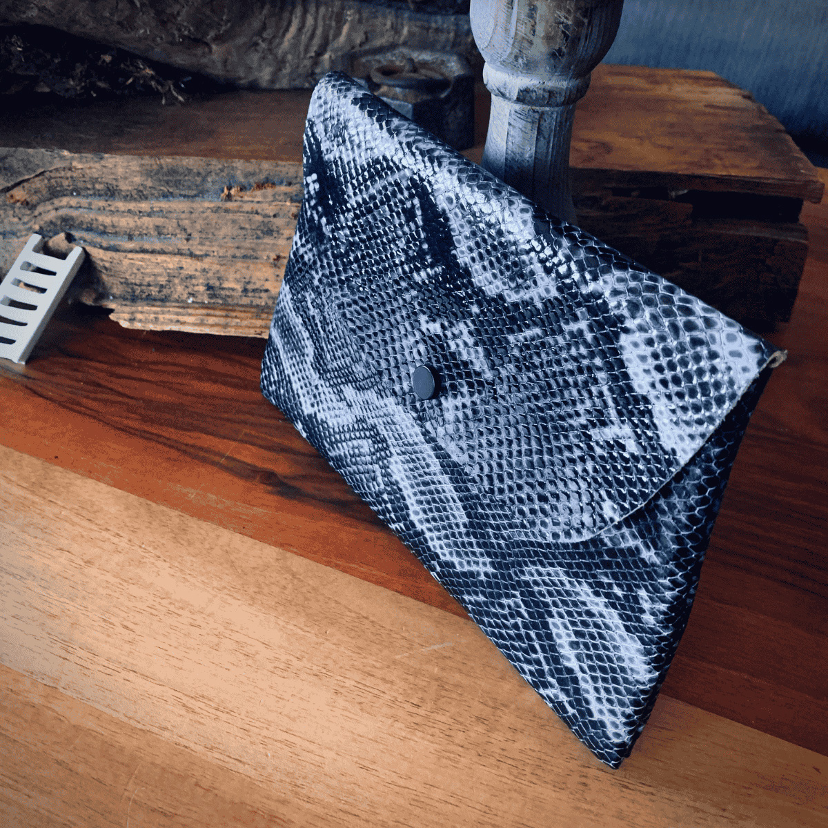 Lacivert Şık Deri Clutch