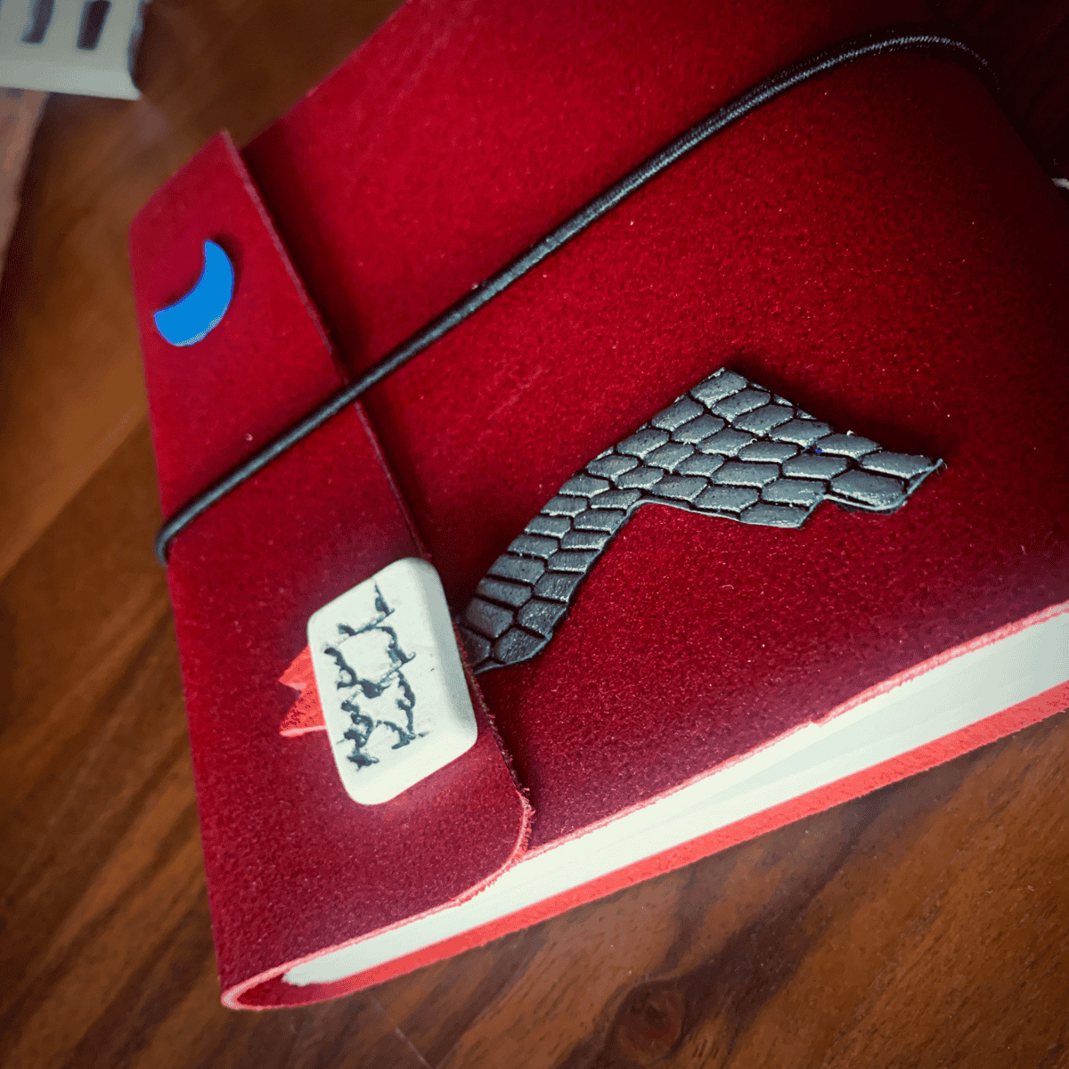 Karmen Kırmızı El Yapımı Deri Defter