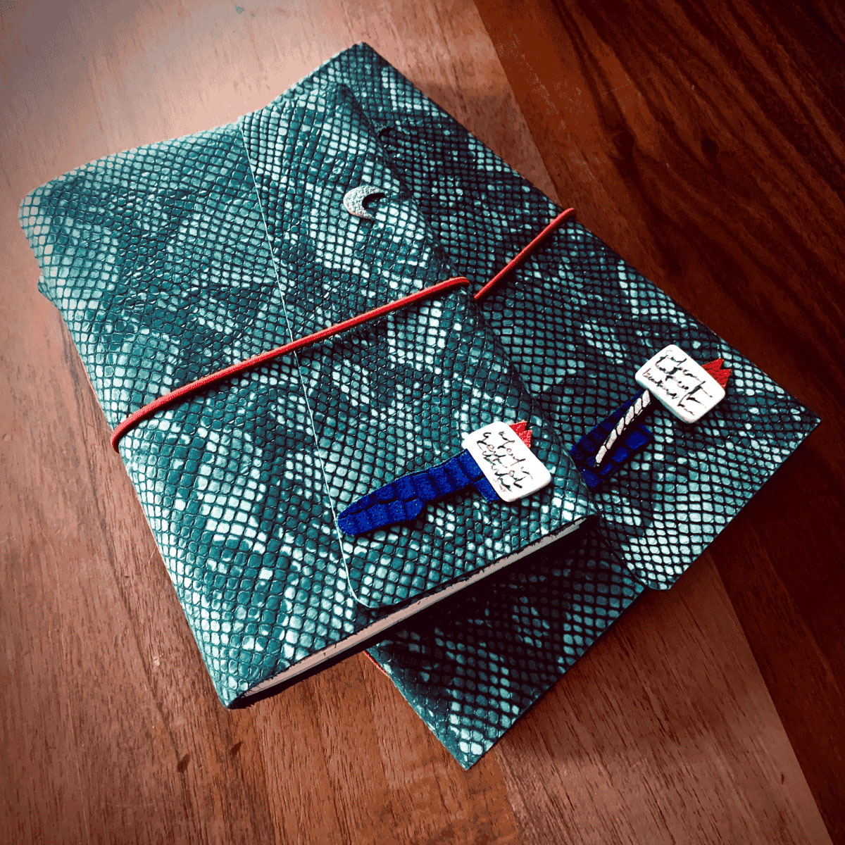 Yeşil El Yapımı Deri Defter - L