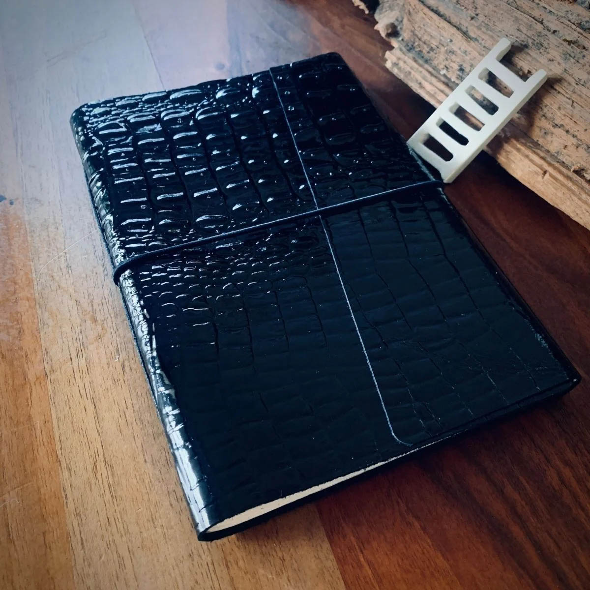 Krokodil Baskılı Deri Defter